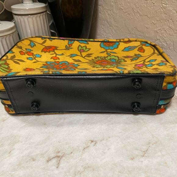 Vintage floral mini retro  suitcase 14” fantastic - Picture 2 of 10